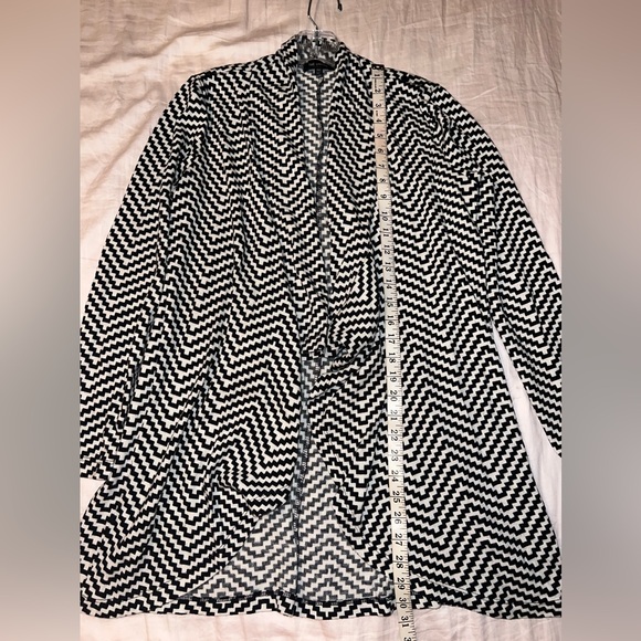 The Limited Like New Chevron Convertible Cardigan Sweater - Picture 7 of 7
